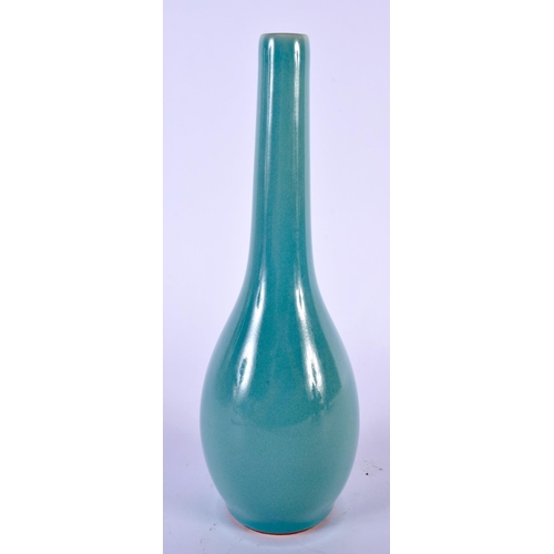 2079 - AN EARLY 20TH CENTURY JAPANESE MEIJI PERIOD CELADON MONOCHROME VASE of elegant form. 23 cm high.