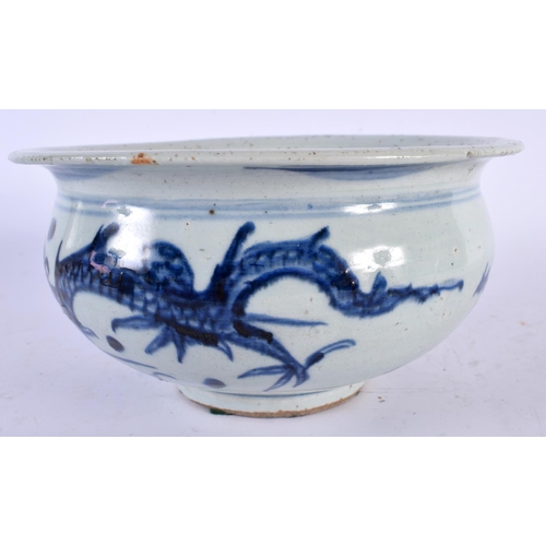 2151 - A CHINESE BLUE AND WHITE PORCELAIN CENSER 20th Century. 19 cm wide.