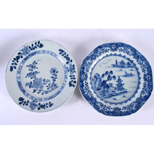 2212 - TWO 18TH CENTURY CHINESE EXPORT BLUE AND WHITE PORCELAIN PLATES Qianlong. 23 cm wide. (2)