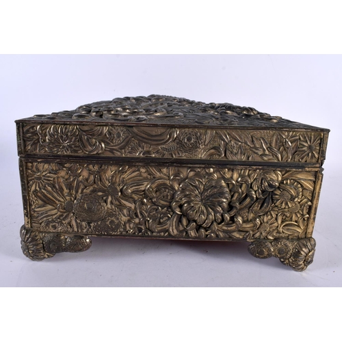 2225 - AN UNUSUALLY LARGE 19TH CENTURY JAPANESE MEIJI PERIOD EMBOSSED MIXED METAL CASKET decorated with bol... 