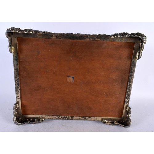 2225 - AN UNUSUALLY LARGE 19TH CENTURY JAPANESE MEIJI PERIOD EMBOSSED MIXED METAL CASKET decorated with bol... 