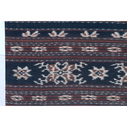 3797 - An Indonesian Ikat  Sumba 79 x 50 cm.