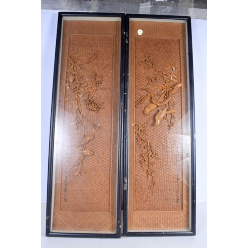 3807 - A pair of framed Chinese carved laquered wood displays of birds 92 x 28 cm(2)