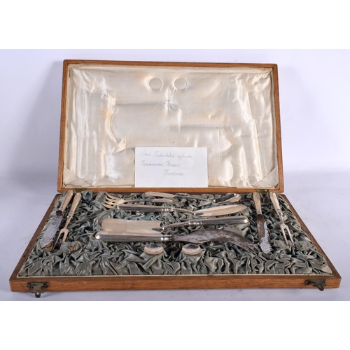 146 - A CASED SET OF 19TH CENTURY RUSSIAN SILVER CUTLERY possibly for caviar, bearing monogram to handles.... 