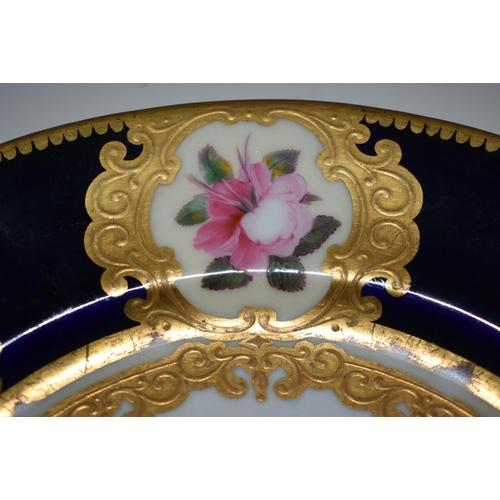 174 - Early 19th c. Chamberlains Worcester armorial plate painted with the with the arms of Hullock impali... 