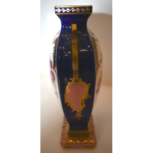 175 - 19th century Minton or Copeland vase in Chinese style 22cm high