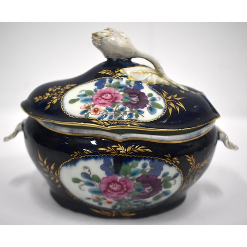 188 - 18th century tureen and cover with flower finial painted with flowers on a wet blue ground 11.5cm hi... 