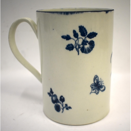 288 - 18th century Worcester mug in the Gillyflower pattern. 14cm high