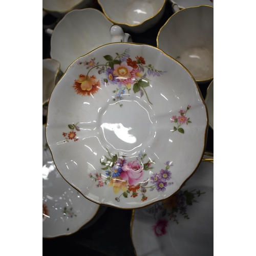 41 - A LARGE ROYAL CROWN DERBY PORCELAIN TEA SERVICE mainly Derby Posies pattern. (qty)
