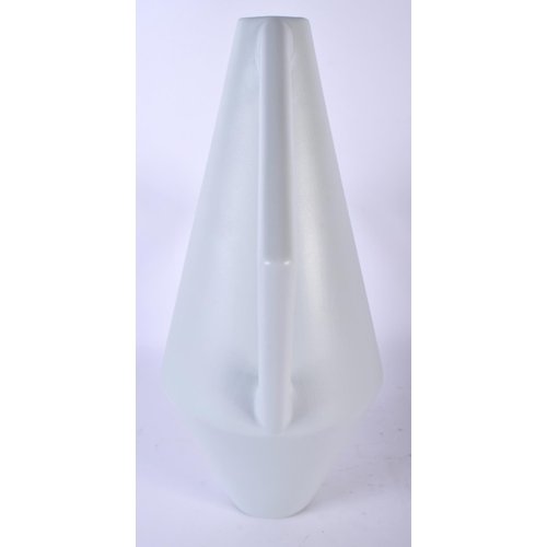 511 - A STYLISH ITALIAN STUDIO PEPE ATIPICO KORA VASE. 35 cm x 16 cm.