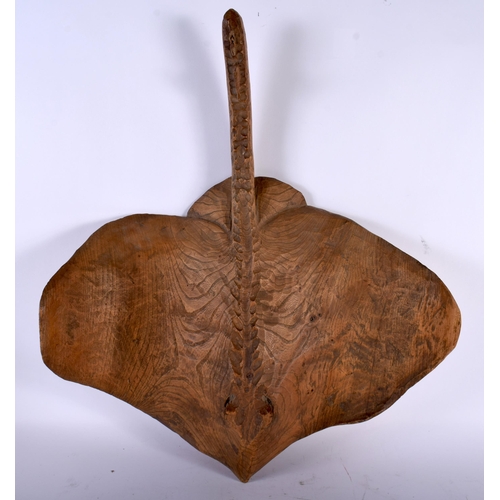 520B - A LARGE AND UNUSUAL EARLY 20TH CENTURY CARVED ELM FIGURE OF A RAY of naturalistic form. 60 cm x 40 c... 