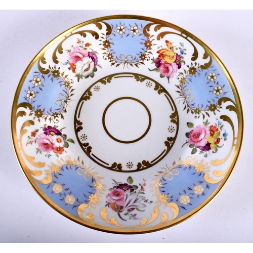 622 - A PAIR OF EARLY 19TH CENTURY COALPORT JOHN ROSE PERIOD PORCELAIN PLATES painted with flowers under a... 