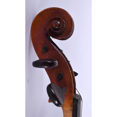 659 - A FINE SINGLE PIECE BACK VIOLIN with bow. Violin 57 cm cm long, length of back 35.5 cm. (2)