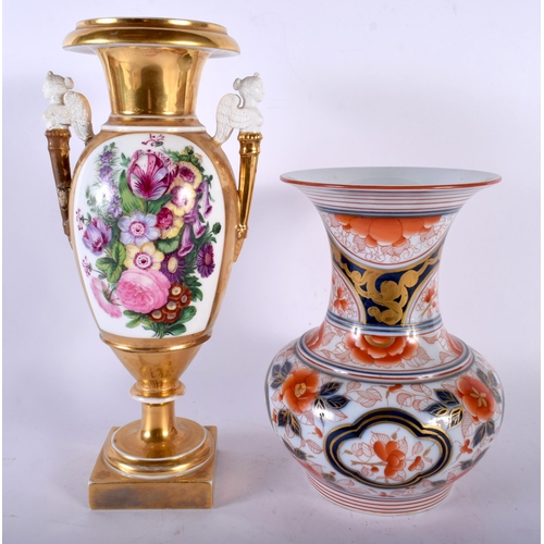 689 - A LARGE 19TH CENTURY FRENCH EMPIRE PORCELAIN TWIN HANDLED VASE painted with flowers, together with a... 