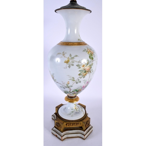 728 - A FINE ANTIQUE FRENCH PORCELAIN LAMP painted with a classical scene. 70 cm high.