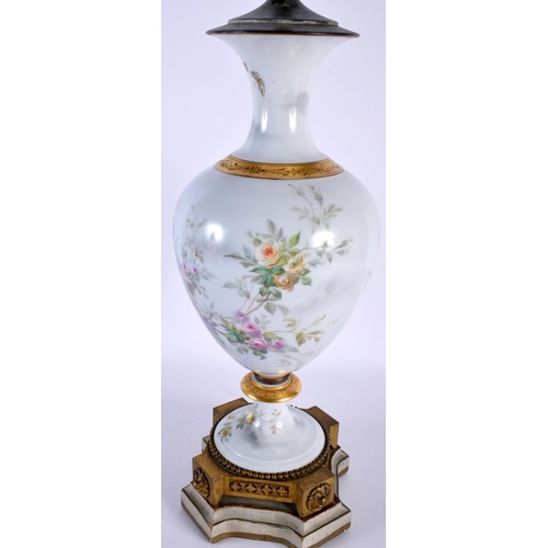 728 - A FINE ANTIQUE FRENCH PORCELAIN LAMP painted with a classical scene. 70 cm high.