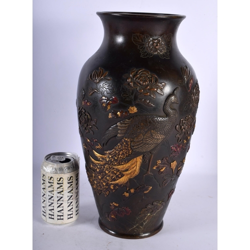 79 - A GOOD LARGE 19TH CENTURY JAPANESE MEIJI PERIOD ONLAID BRONZE VASE in the Manner of Suzuko Chokichi,... 