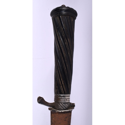 1516 - AN 18TH CENTURY GERMAN HUNTING SWORD. 63 cm long.