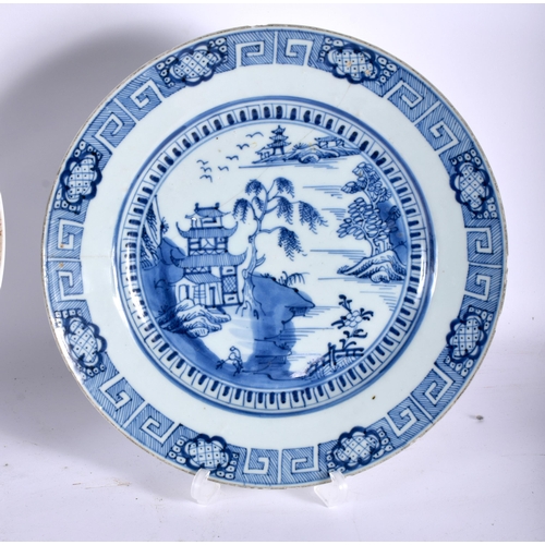 2009 - TWO 18TH CENTURY CHINESE EXPORT BLUE AND WHITE PLATES together with a crackle glazed plate. Largest ... 