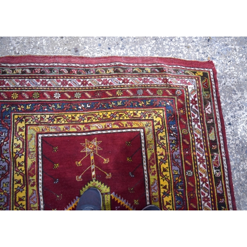 3023 - An Anatolian prayer rug 230 x 142 cm.