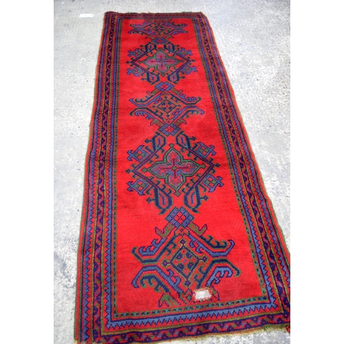 3025 - A Turkish Oushak runner 266 x 95 cm.