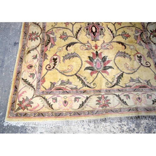 3027 - A Turkish Oushak design rug 274 x 169 cm