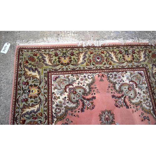 3031 - An Oriental rug 240 x 168 cm.