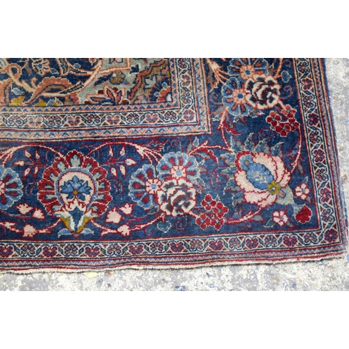 3032 - A Persian Kashan rug 210 x 135 cm.