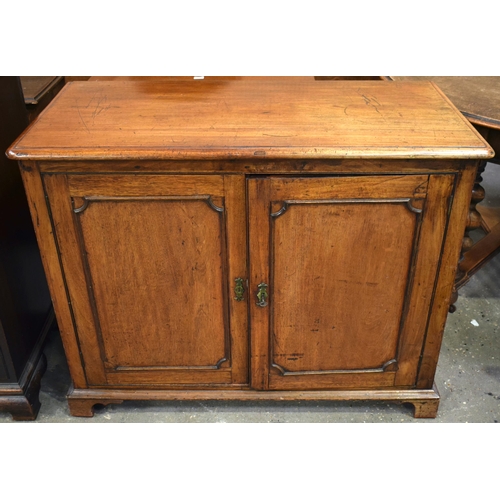 3064 - A VICTORIAN MAHOGANY SIDE CABINET. 110 cm x 50 cm x 88 cm.