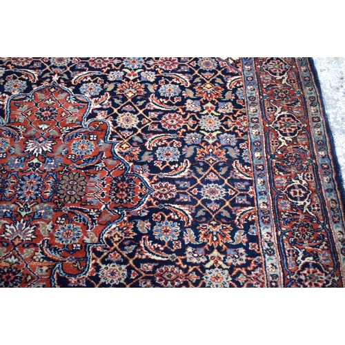 3173 - A Persian Bidjar rug 205 x 138cm.