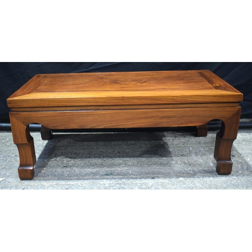 3555 - A 19TH CENTURY CHINESE CARVED HUANGHUALI WOOD KANG TABLE Qing. 76 cm x 40 cm.