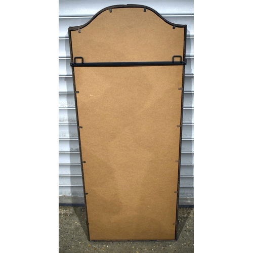 3877 - A cast iron gate mirror 128 x 52 cm