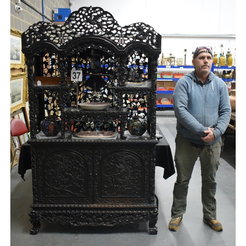 3750 - A FINE LARGE 19TH CENTURY CHINESE CARVED HARDWOOD DISPLAY CASE Qing, wonderfully carved with figures... 