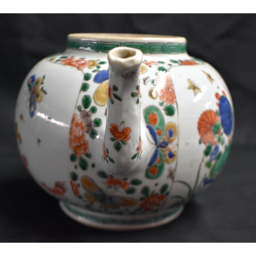 13 - A RARE LARGE 17TH CENTURY CHINESE EXPORT FAMILLE VERTE PUNCH POT Kangxi, painted with floral sprays ... 