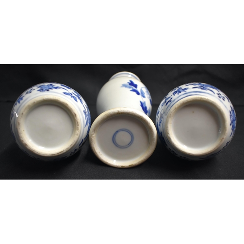 24 - A PAIR OF 19TH CENTURY CHINESE BLUE AND WHITE PORCELAIN DOUBLE GOURD VASES Qing, together with a Lat... 