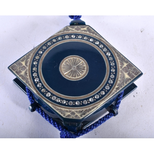 290 - VINTAGE 1920s ART DECO BLUE CELLULOID VANITY DANCE COMPACT.  Compact 5.6cm x 5.6cm