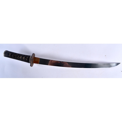 419 - A 19TH CENTURY JAPANESE MEIJI PERIOD BLACK LACQUERED WAKIZASHI. 60 cm long.  Buyers Note – we are un... 