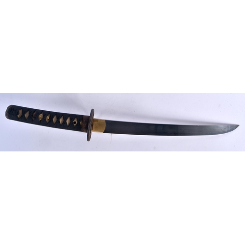 436 - A 19TH CENTURY JAPANESE MEIJI PERIOD BLACK LACQUERED WAKIZASHI. 55 cm long.  Buyers Note – we are un... 