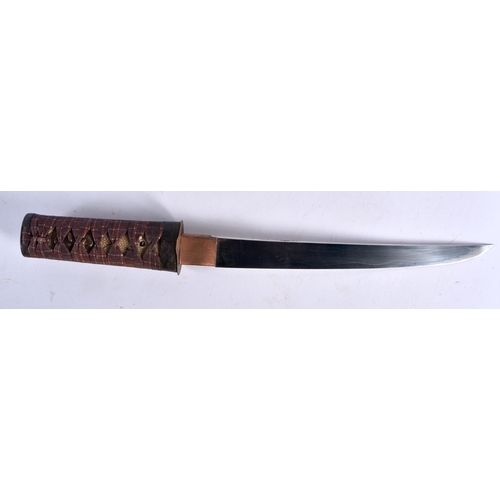 439 - A 19TH CENTURY JAPANESE MEIJI PERIOD RED LACQUERED SHORT SWORD DAGGER. 44 cm long.  Buyers Note – we... 