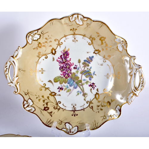 462 - FIVE EARLY 19TH CENTURY CONTINENTAL PORCELAIN DISHES painted with flowers on a light brown ground. L... 