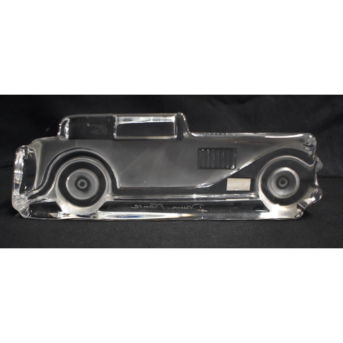 5 - AN UNUSUAL FRENCH DAUM CRYSTAL GLASS CAR by Xavier Froissart, of elegant stylised form. 21 cm x 18 c... 