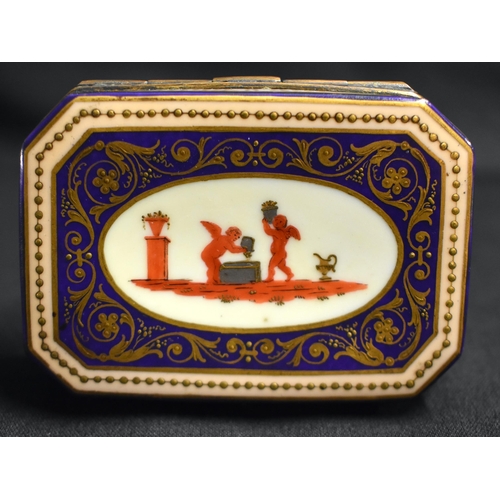 7 - AN 18TH/19TH CENTURY AUSTRIAN VIENNA PORCELAIN BOX painted and jewelled in gilt with classical figur... 