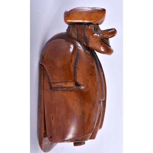 86 - AN 18TH CENTURY FRENCH CARVED COQUILLA NUT SNUFF BOX modelled as a big nosed male wearing a tricorn ... 