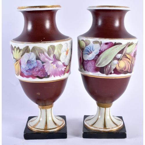 105 - A PAIR OF EARLY 19TH CENTURY ENGLISH PORCELAIN VASES probably Chamberlains Worcester, painted with f... 