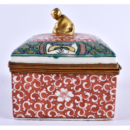 128 - A 19TH CENTURY FRENCH SAMSONS OF PARIS PORCELAIN BOX painted in the Kangxi style. 8.5 cm square.