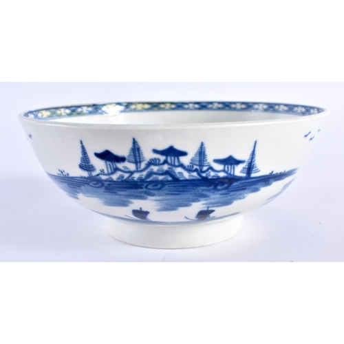 174 - 18th century Worcester bowl painted with the Rock Strata Island pattern in blue. 15cm diameter