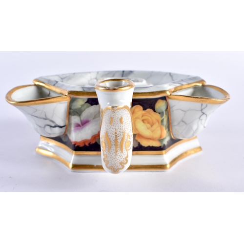 269 - Early 19th century Flight Barr inkstand, cover and liner the curved front with roses, the top with a... 