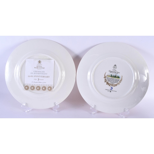 32 - A PAIR OF LIMITED EDITION ROYAL WORCESTER PORCELAIN PLATES Malvern Priory & Worcester Cathedral, tog... 