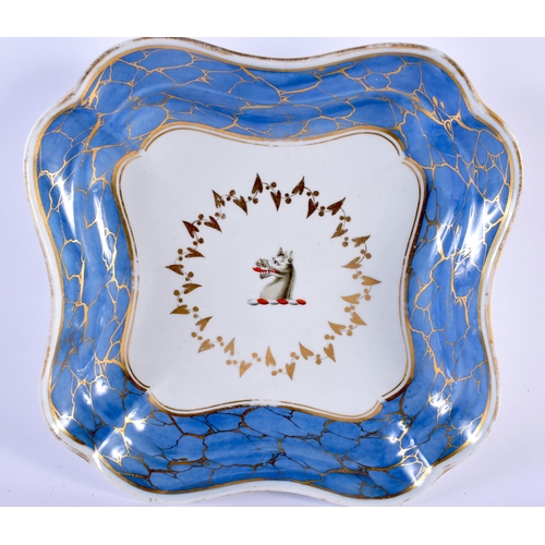 33 - TWO EARLY 19TH CENTURY CHAMBERLAINS WORCESTER SQUARE FORM DISHES one of floral design, the other wit... 