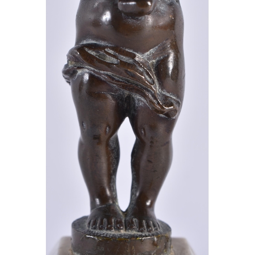 339 - A 19TH CENTURY EUROPEAN GRAND TOUR BRONZE FIGURE OF A PUTTI modelled upon a marble plinth. 18 cm hig... 